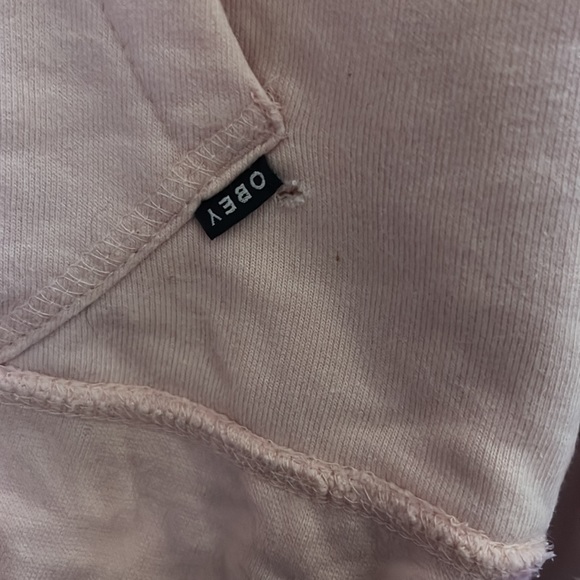 Obey “Annie” pink embroidered sweatshirt - Picture 6 of 6